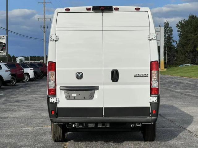 2026 Ram ProMaster Window Van Tradesman