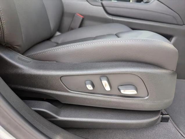 2025 Cadillac XT5 AWD Sport