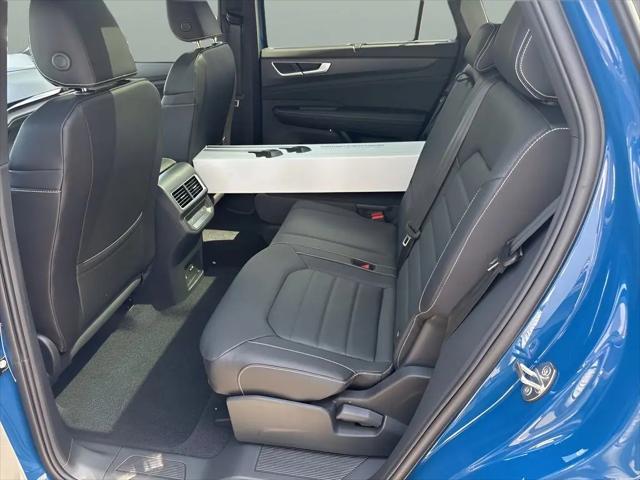 2026 Volkswagen Atlas Cross Sport SEL R-Line Black