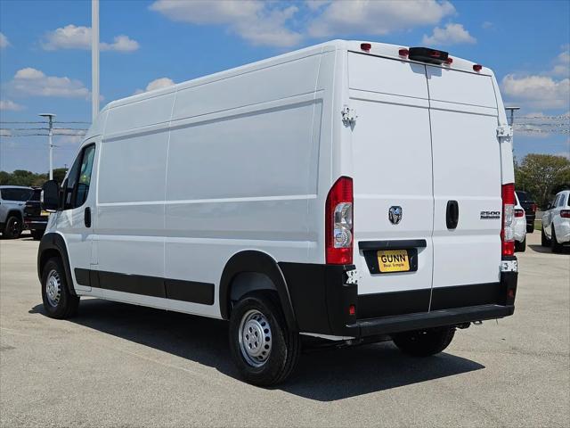 2026 Ram ProMaster Window Van Tradesman