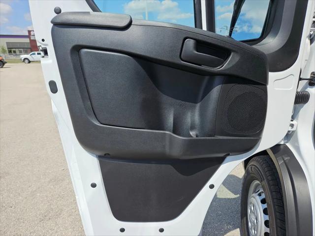 2026 Ram ProMaster Window Van Tradesman