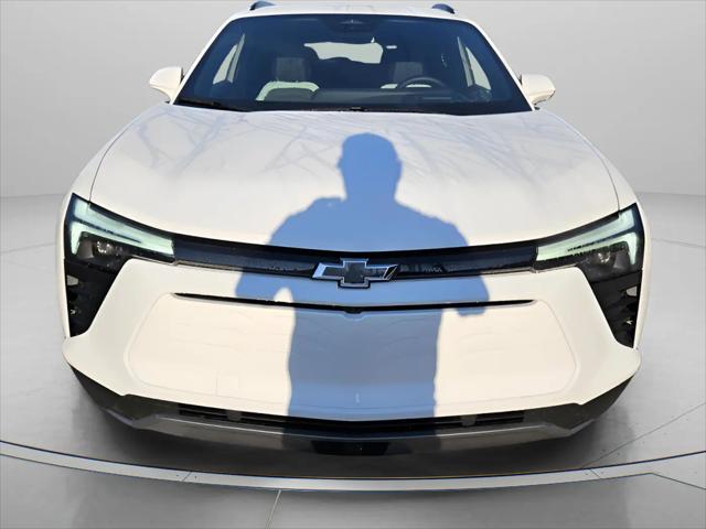 2025 Chevrolet V Blazer RWD LT