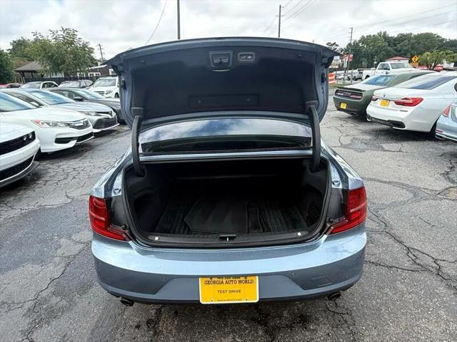 2018 Volvo S90 T5 Momentum