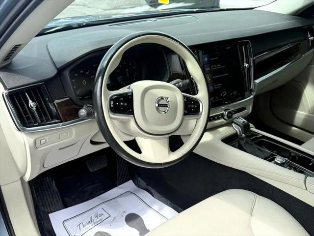 2018 Volvo S90 T5 Momentum