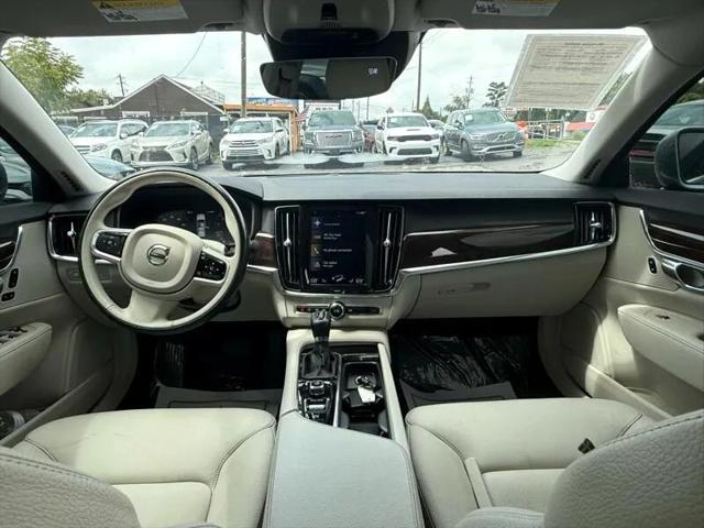 2018 Volvo S90 T5 Momentum