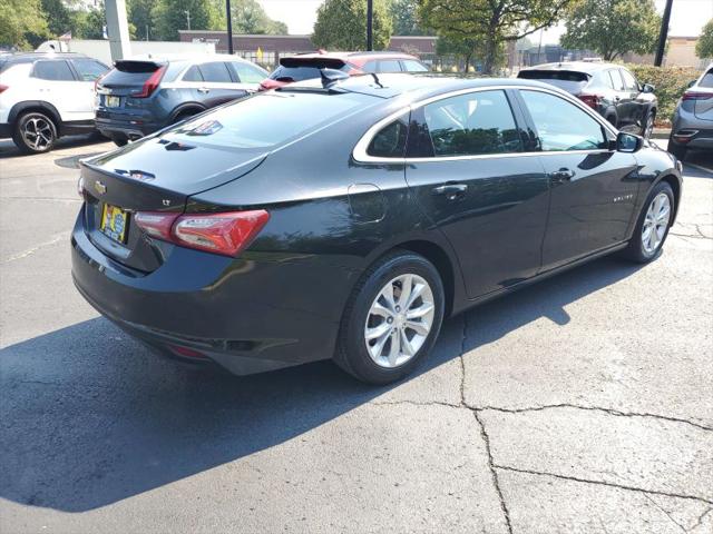 2022 Chevrolet Malibu FWD LT