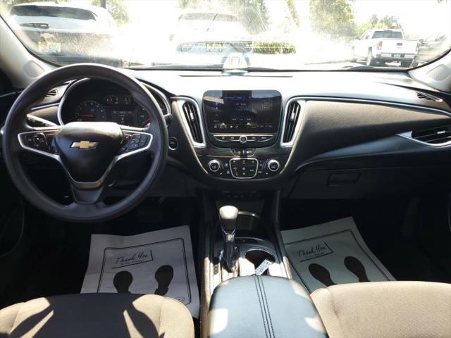 2022 Chevrolet Malibu FWD LT