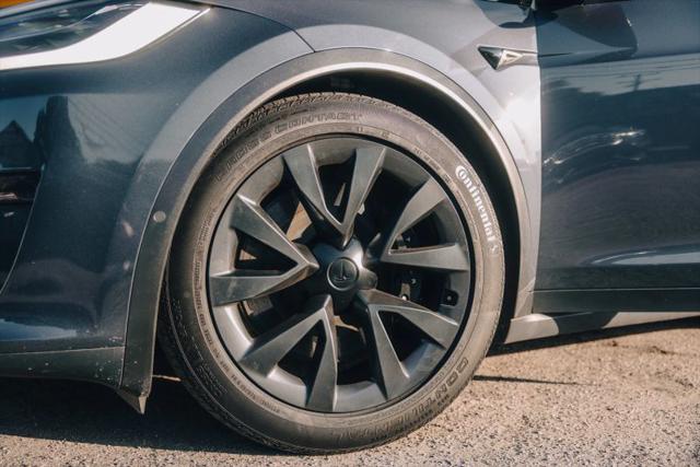 2022 Tesla Model X Dual Motor All-Wheel Drive