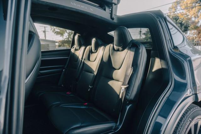 2022 Tesla Model X Dual Motor All-Wheel Drive