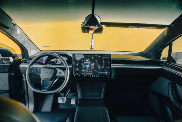 2022 Tesla Model X Dual Motor All-Wheel Drive