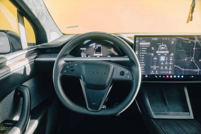 2022 Tesla Model X Dual Motor All-Wheel Drive
