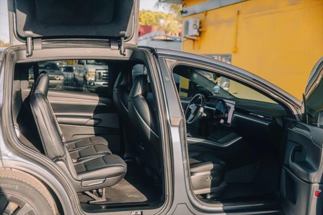 2022 Tesla Model X Dual Motor All-Wheel Drive
