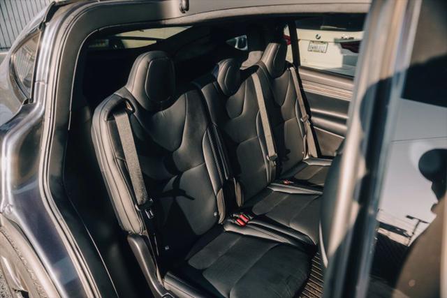 2022 Tesla Model X Dual Motor All-Wheel Drive