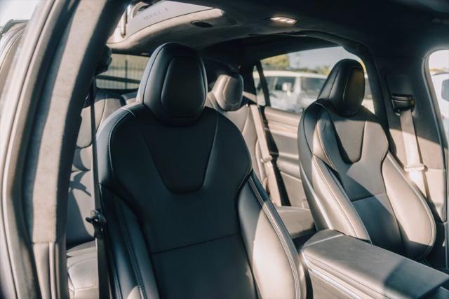 2022 Tesla Model X Dual Motor All-Wheel Drive