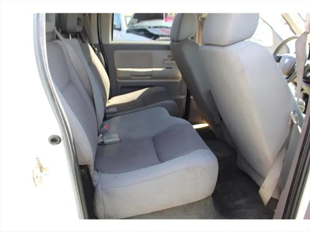 2005 Dodge Dakota SLT