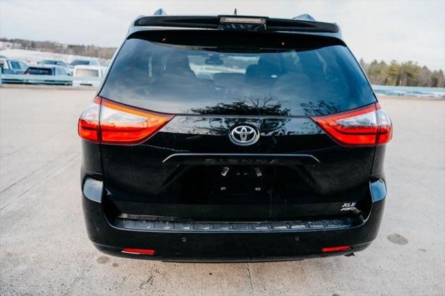 2020 Toyota Sienna XLE