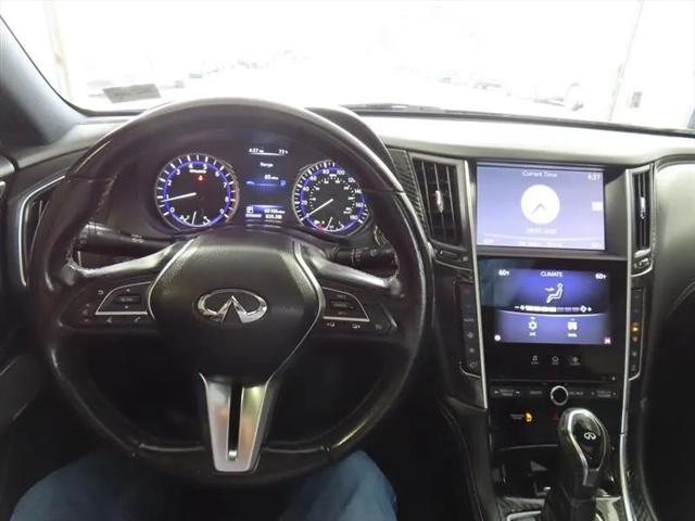 2018 INFINITI Q60 3.0t LUXE