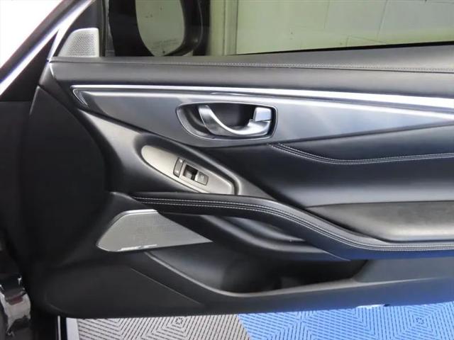 2018 INFINITI Q60 3.0t LUXE