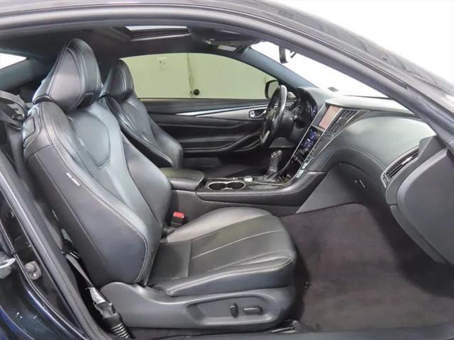 2018 INFINITI Q60 3.0t LUXE