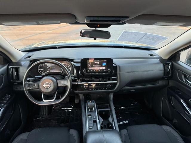 2022 Nissan Pathfinder SV 2WD