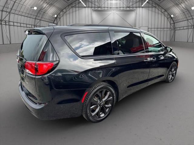 2019 Chrysler Pacifica Touring L Plus