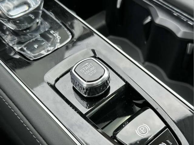 2026 Volvo XC90 Plus, B6 AWD Gas (mild hybrid), Gasoline, Bright, 7 Seats