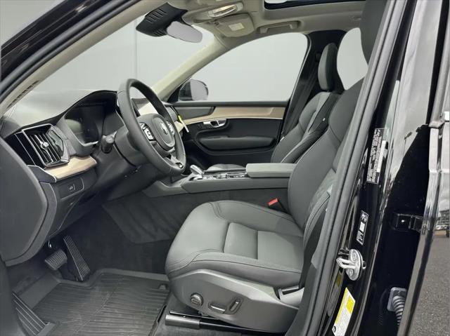 2026 Volvo XC90 Plus, B6 AWD Gas (mild hybrid), Gasoline, Bright, 7 Seats
