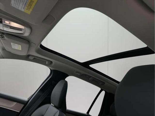 2026 Volvo XC90 Plus, B6 AWD Gas (mild hybrid), Gasoline, Bright, 7 Seats