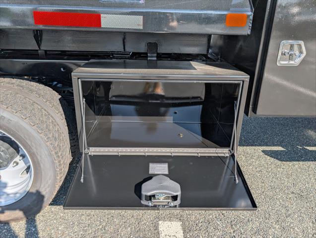 2025 Ford F-550 XL