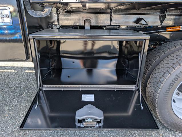 2025 Ford F-550 XL