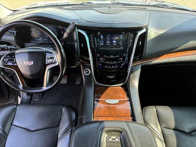 2020 Cadillac Escalade 4WD Premium Luxury