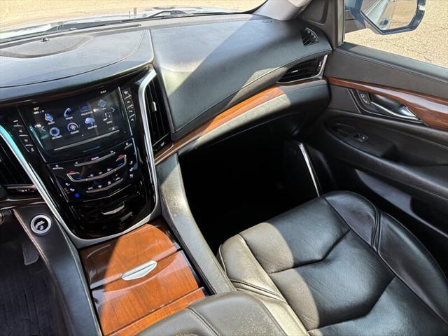 2020 Cadillac Escalade 4WD Premium Luxury