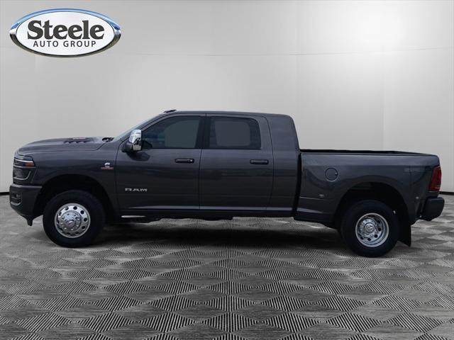 2025 RAM Ram 3500 RAM 3500 LARAMIE MEGA CAB 4X4 64 BOX