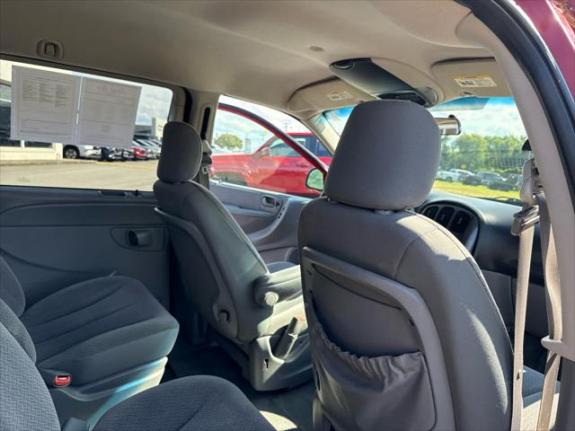 2005 Dodge Caravan SXT