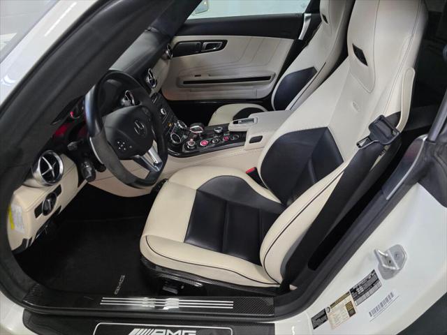 2012 Mercedes-Benz SLS AMG Base