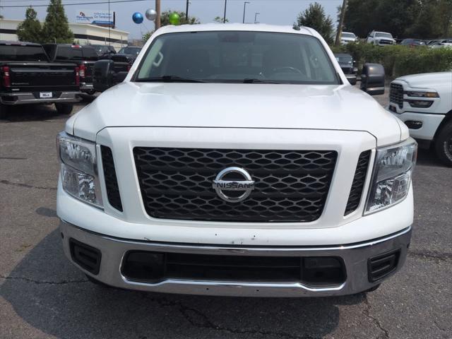 2019 Nissan TITAN SV