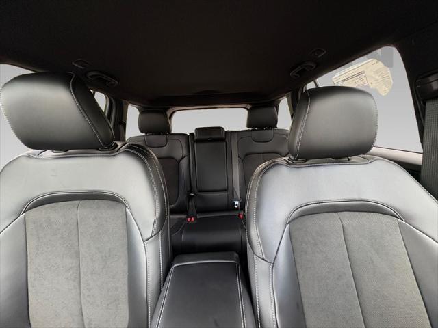 2025 Jeep Grand Cherokee GRAND CHEROKEE ALTITUDE 4X4