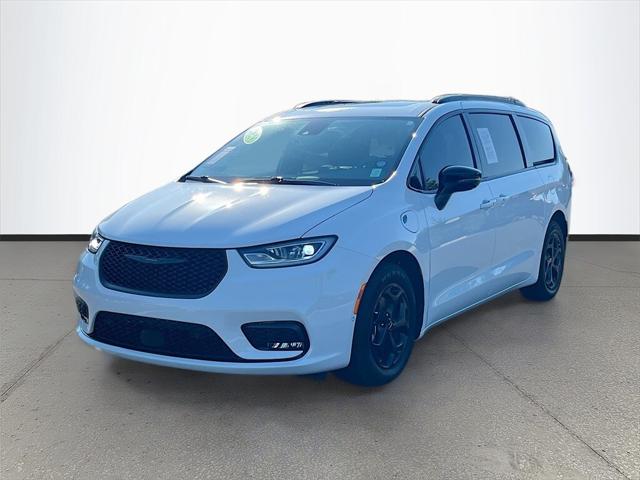 2025 Chrysler Pacifica Hybrid Premiuim S Appearance Package