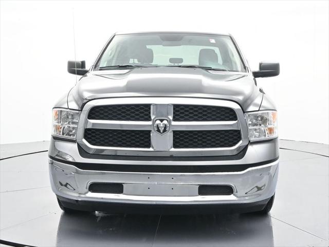 2022 RAM 1500 Classic SLT Crew Cab 4x2 57 Box