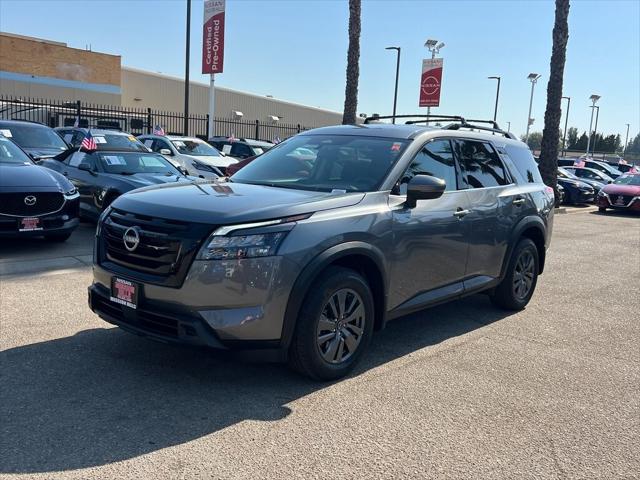 2024 Nissan Pathfinder SV FWD