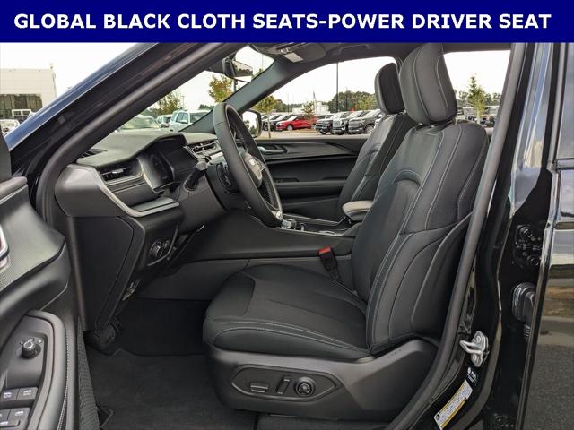 2025 Jeep Grand Cherokee GRAND CHEROKEE L LAREDO 4X2