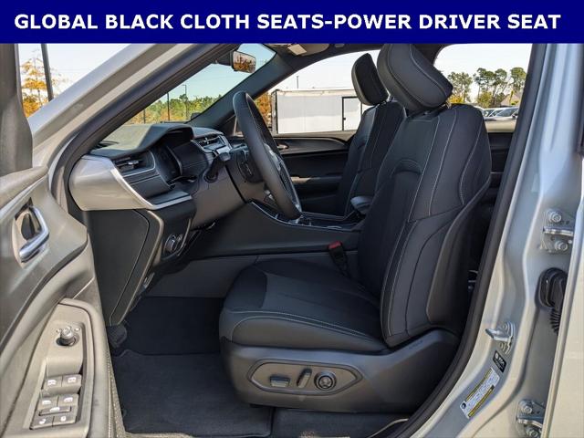 2025 Jeep Grand Cherokee GRAND CHEROKEE L LAREDO 4X2