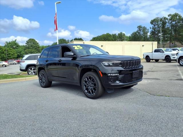 2025 Jeep Grand Cherokee GRAND CHEROKEE SUMMIT 4X4