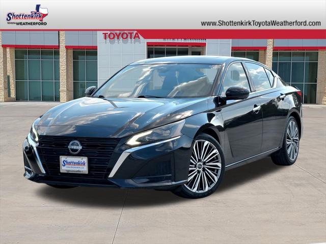 2023 Nissan Altima SL FWD