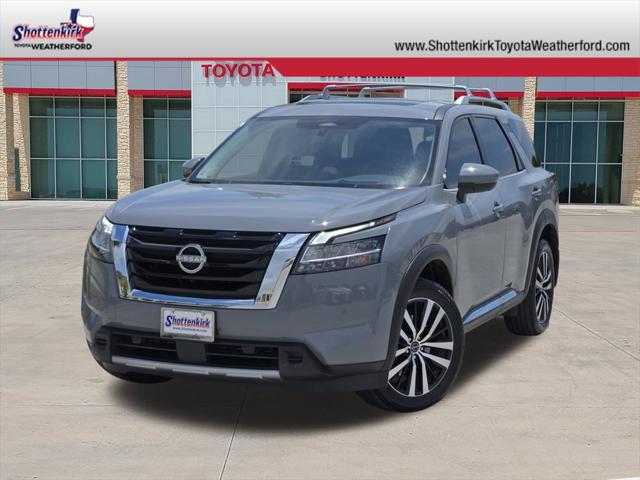 2023 Nissan Pathfinder Platinum FWD