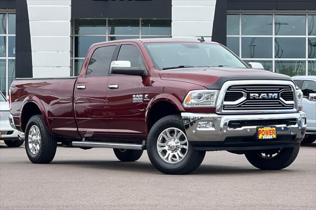 2018 RAM 3500 Laramie Crew Cab 4x4 8 Box 2018 RAM 3500 Laramie Crew Cab 4x4 8 Box