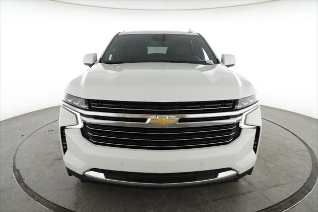 2023 Chevrolet Suburban 2WD LT