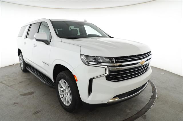 2023 Chevrolet Suburban 2WD LT