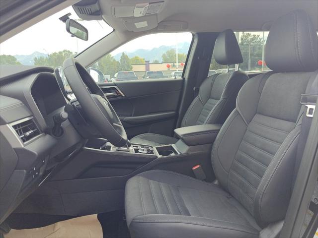 2025 Mitsubishi Outlander PHEV SE S-AWC