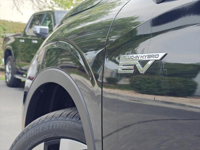 2025 Mitsubishi Outlander PHEV SE S-AWC